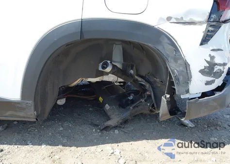 2025 Chevrolet Trax Activ из США, поврежденный, VIN KL77LKEP2SC132795